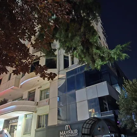 Grand Boulevard 티라나